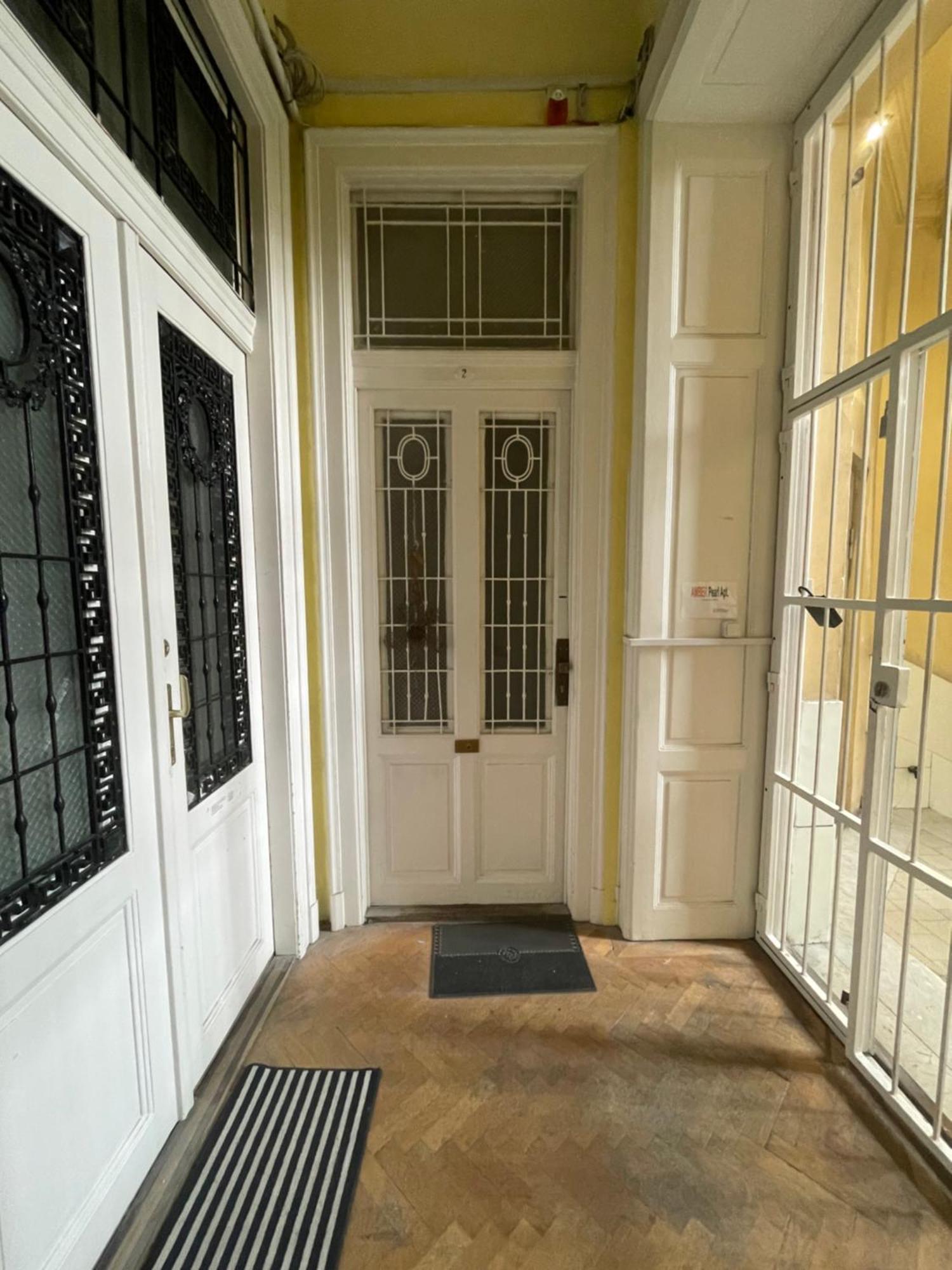 Amber Pearl Apartment 2 Rooms And 2 Bathrooms At Kalvin Square 부다페스트 외부 사진