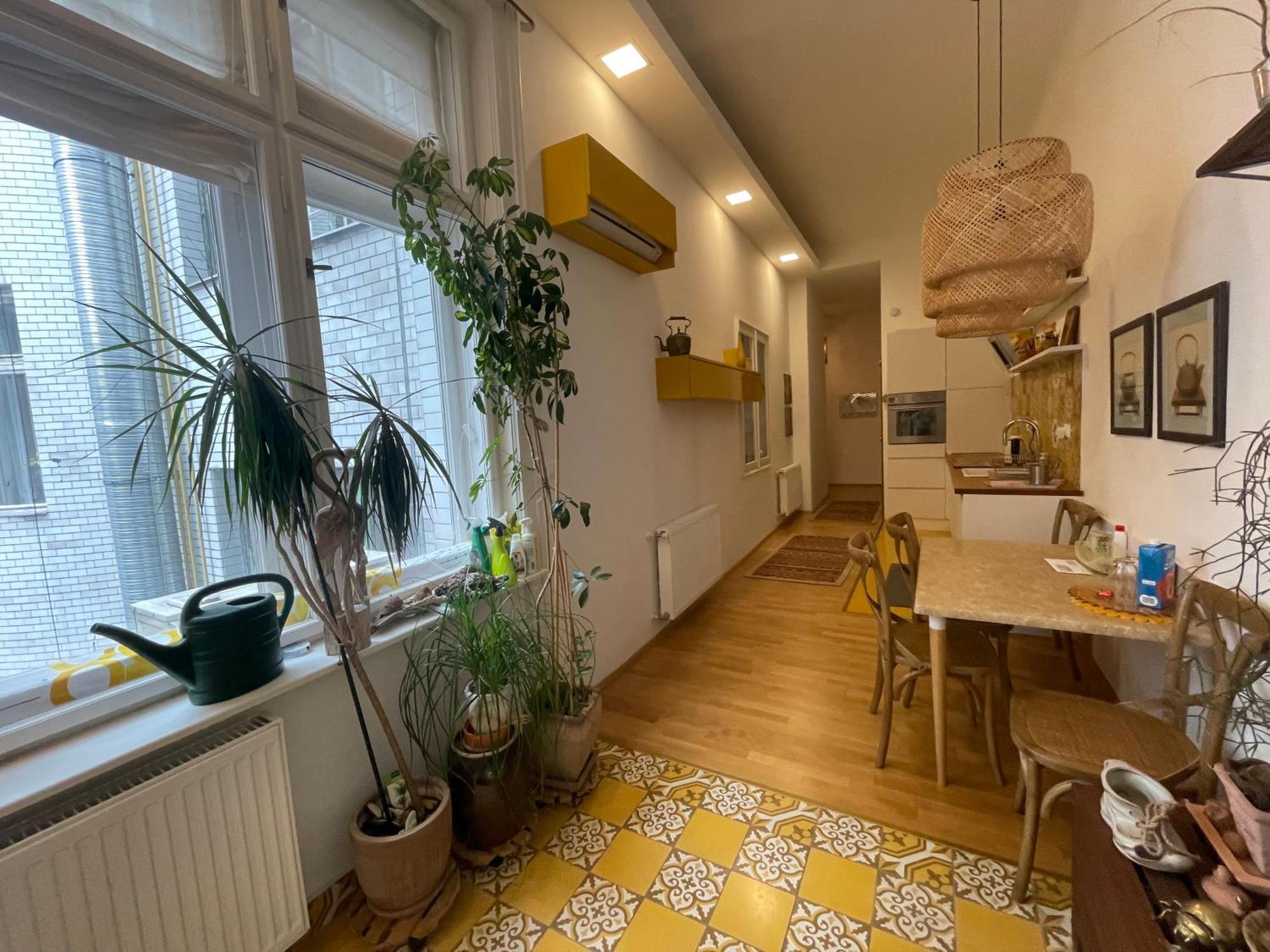 Amber Pearl Apartment 2 Rooms And 2 Bathrooms At Kalvin Square 부다페스트 외부 사진